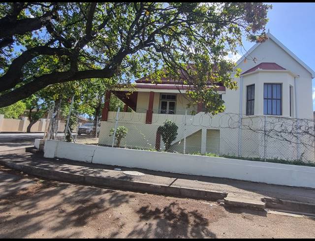 3 BEDROOM HOUSE FOR SALE IN UITENHAGE CENTRAL